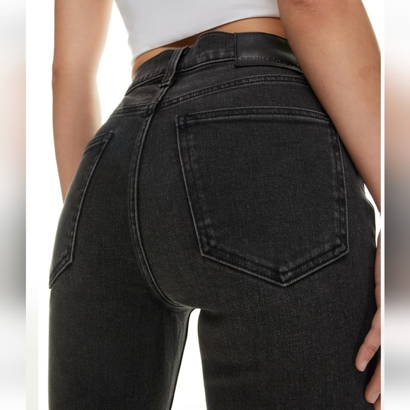 Aritzia Denim Forum The Arlo High Rise Straight Jeans in Black Licorice 31 - Picture 15 of 16